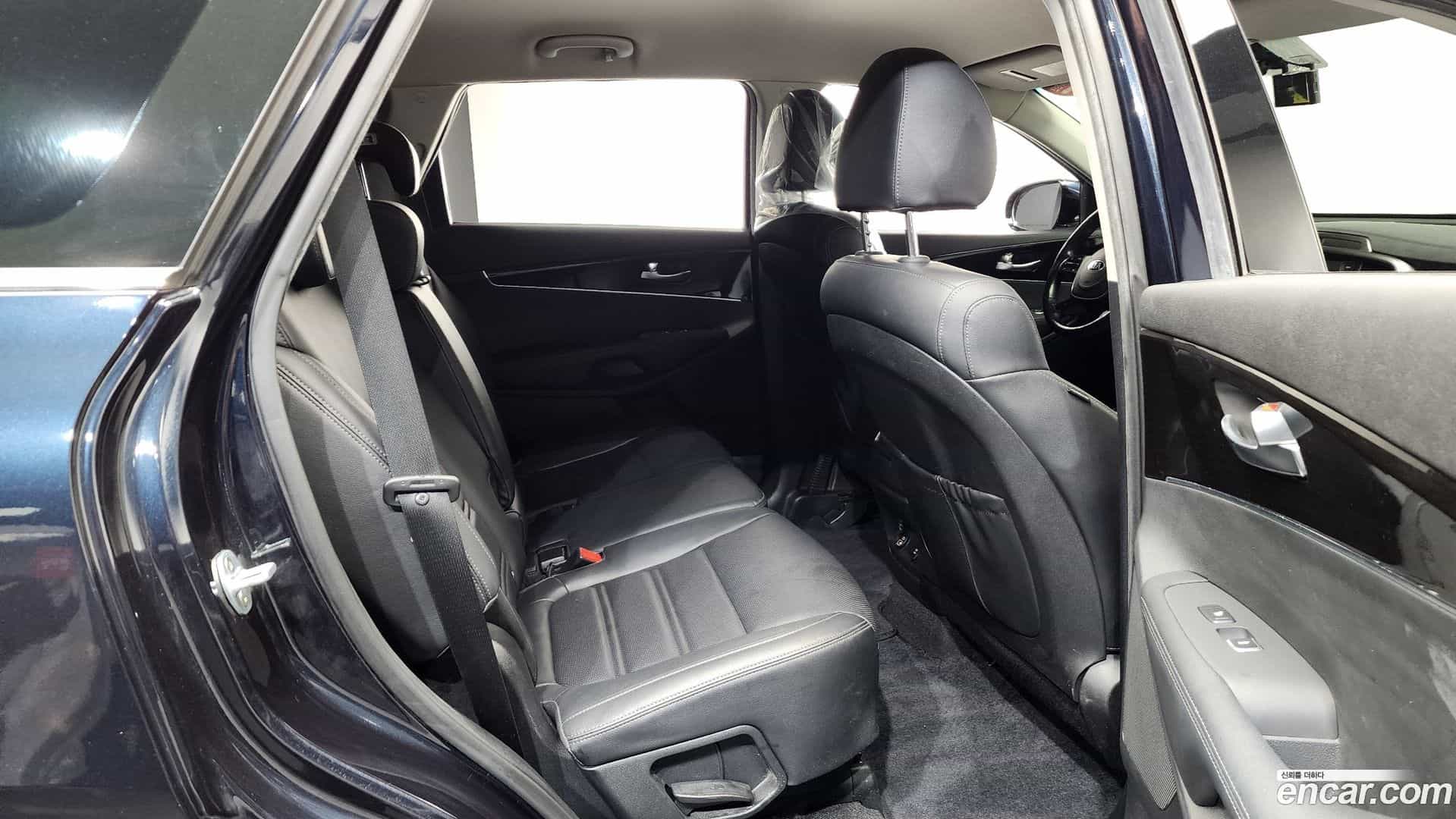 Sorento Kia 2018.4-OPTION-016