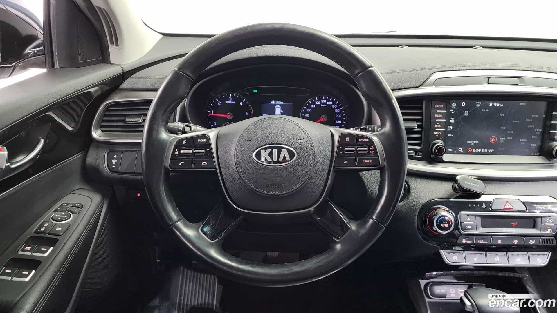Sorento Kia 2018.4-OPTION-017