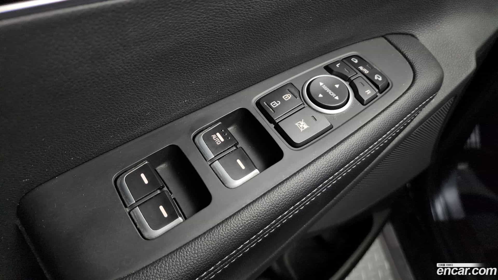 Sorento Kia 2018.4-OPTION-018