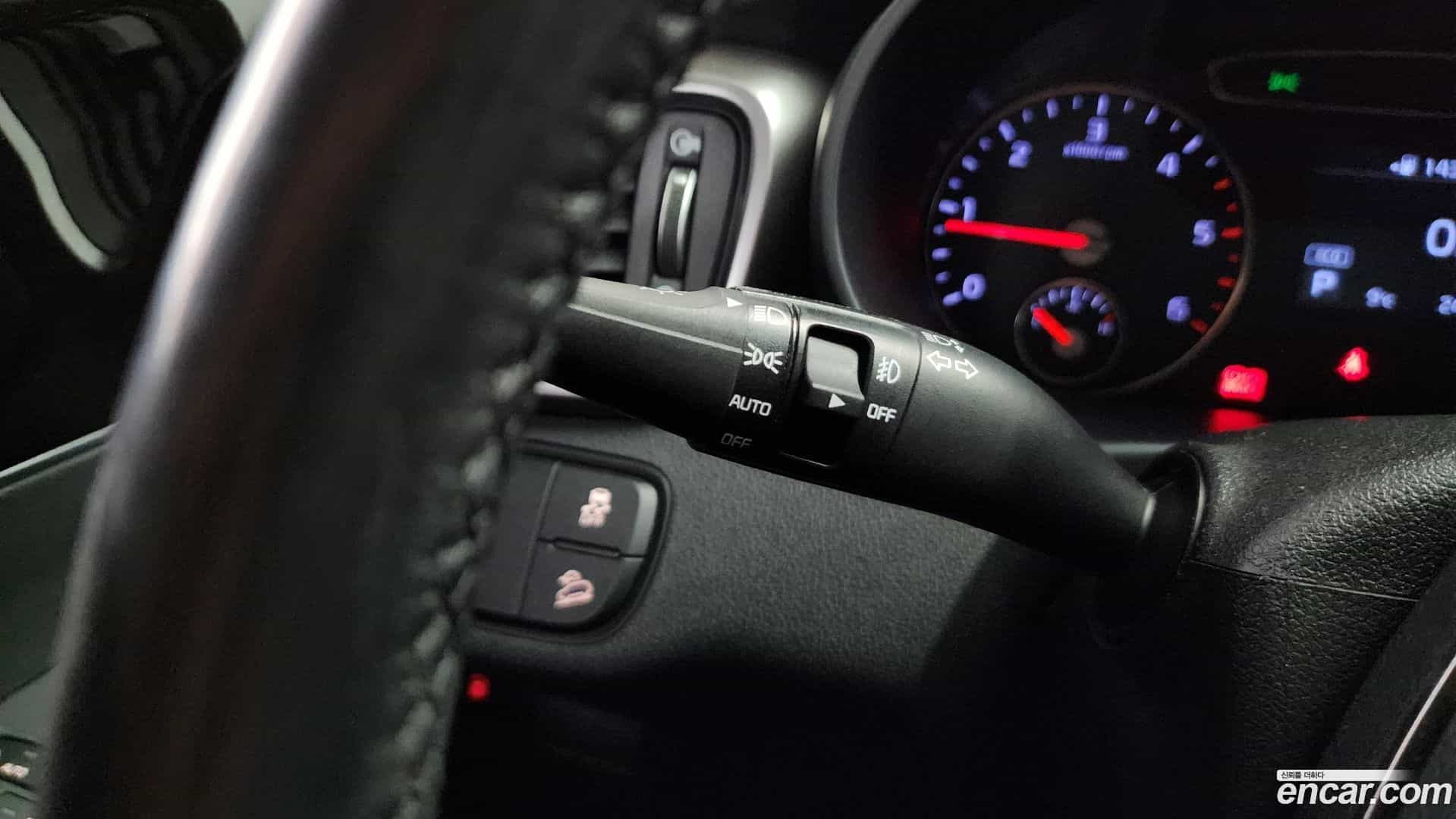 Sorento Kia 2018.4-OPTION-019