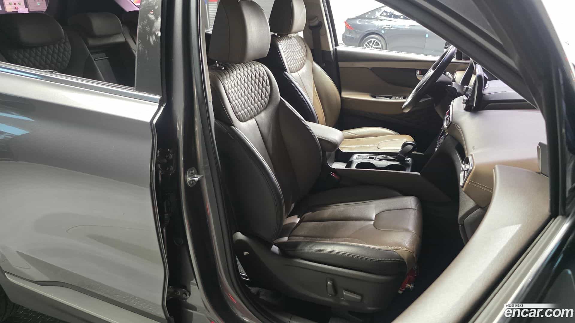 Santafe Hyundai 2019.2-OPTION-016