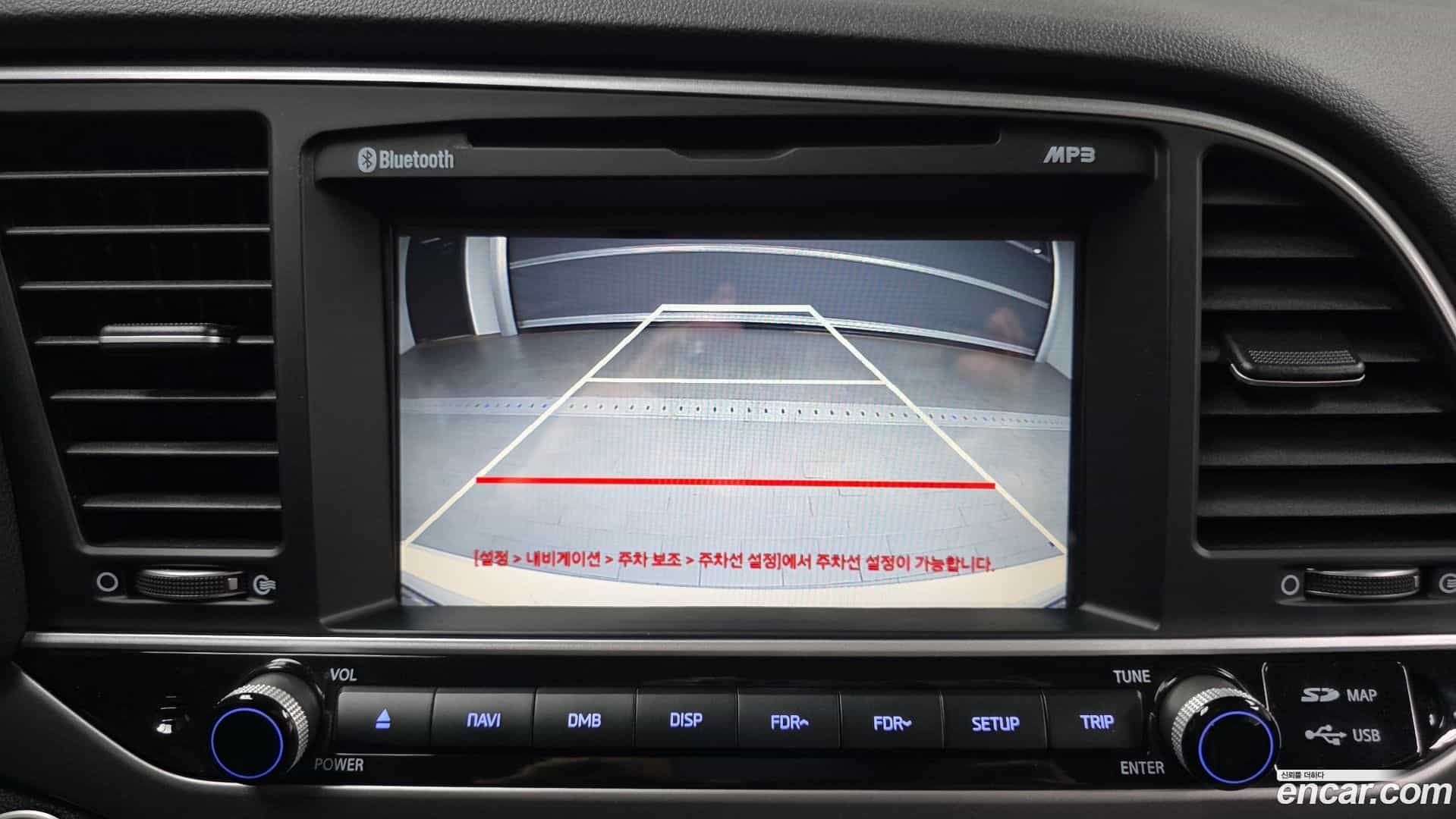AVANTE Hyundai 2017.0-OPTION-019