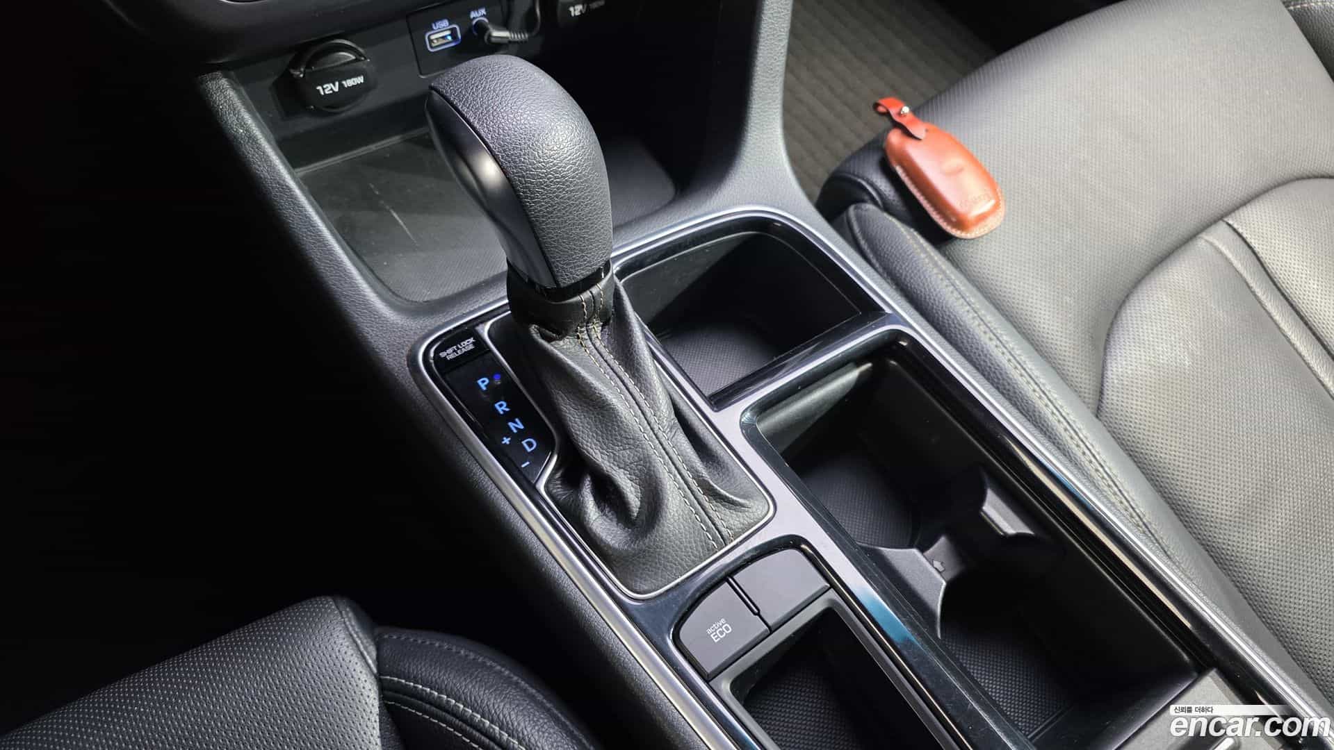 Sonata Hyundai 2017.9-INNER-009