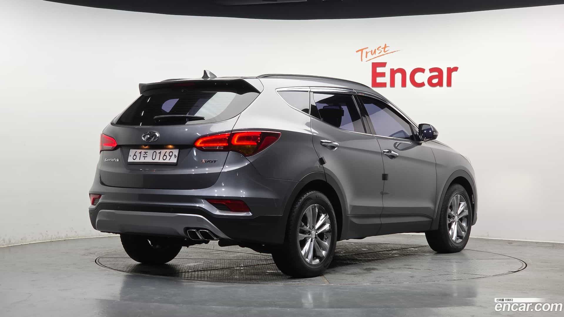Santafe Hyundai 2016.7-OUTER-002