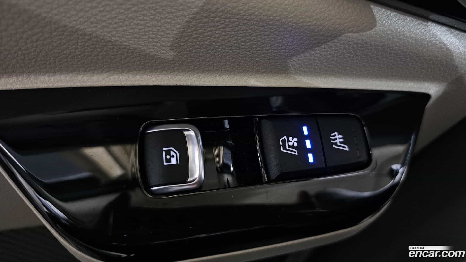 Canival Kia 2023.1-OPTION-022