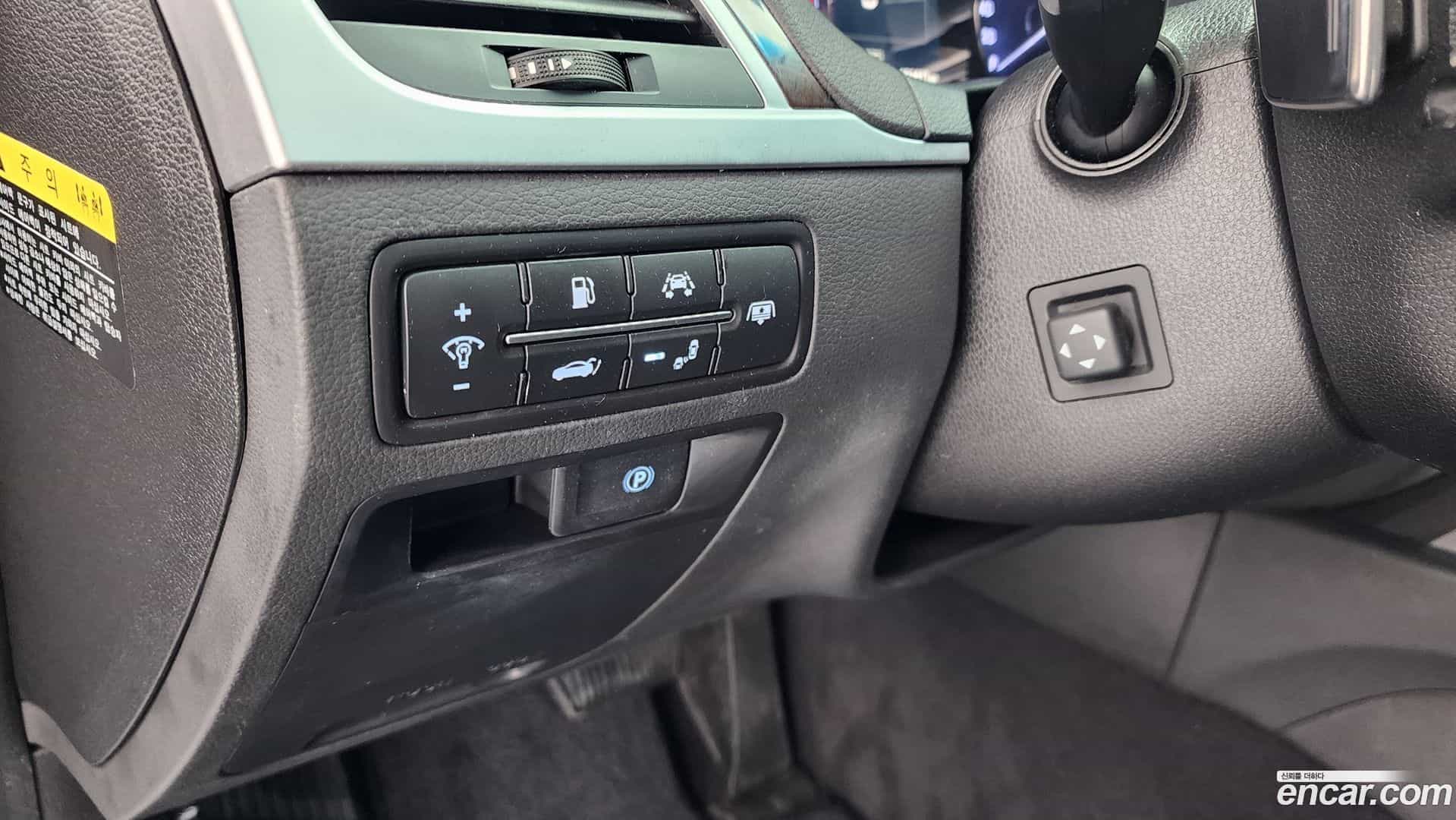 Genesis Hyundai 2015.2-OPTION-018