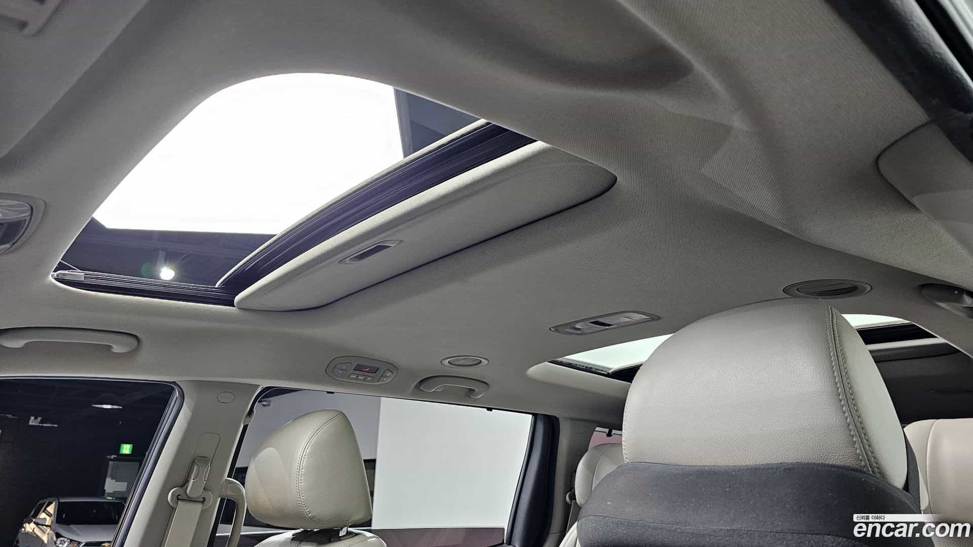 Canival Kia 2018.4-OPTION-021
