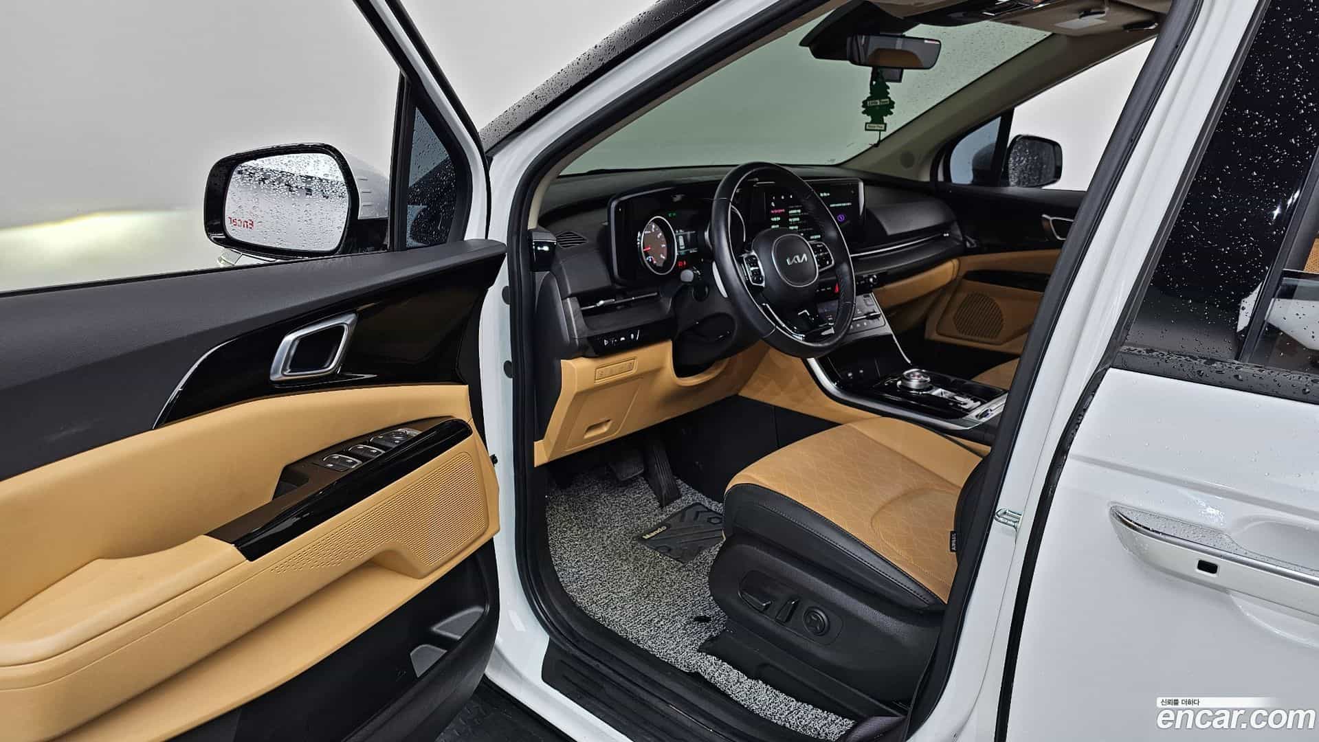 Canival Kia 2023.1-INNER-010