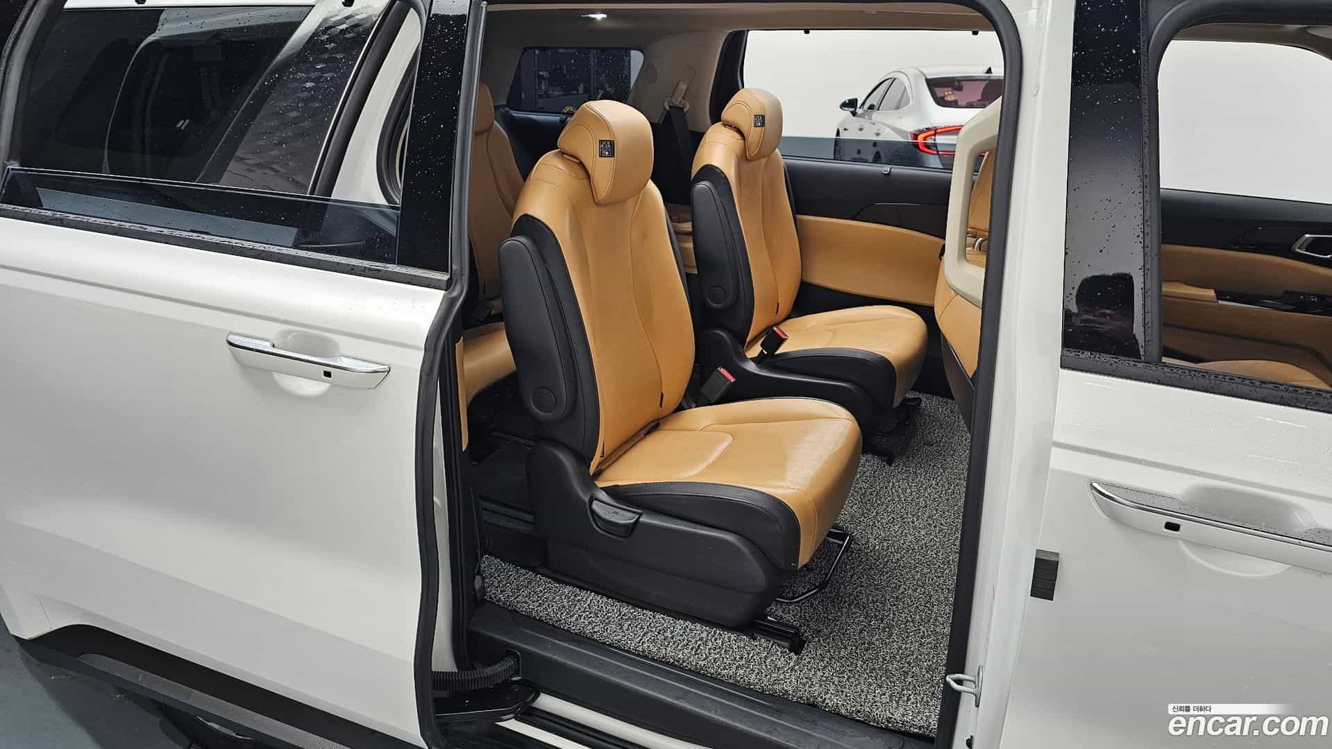 Canival Kia 2023.1-OPTION-016
