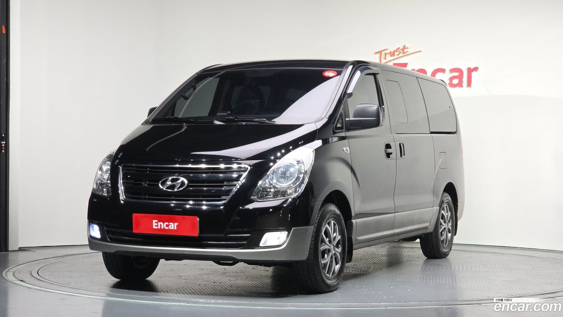 Main__Slider__Photo:Starex Hyundai 2017.9-0