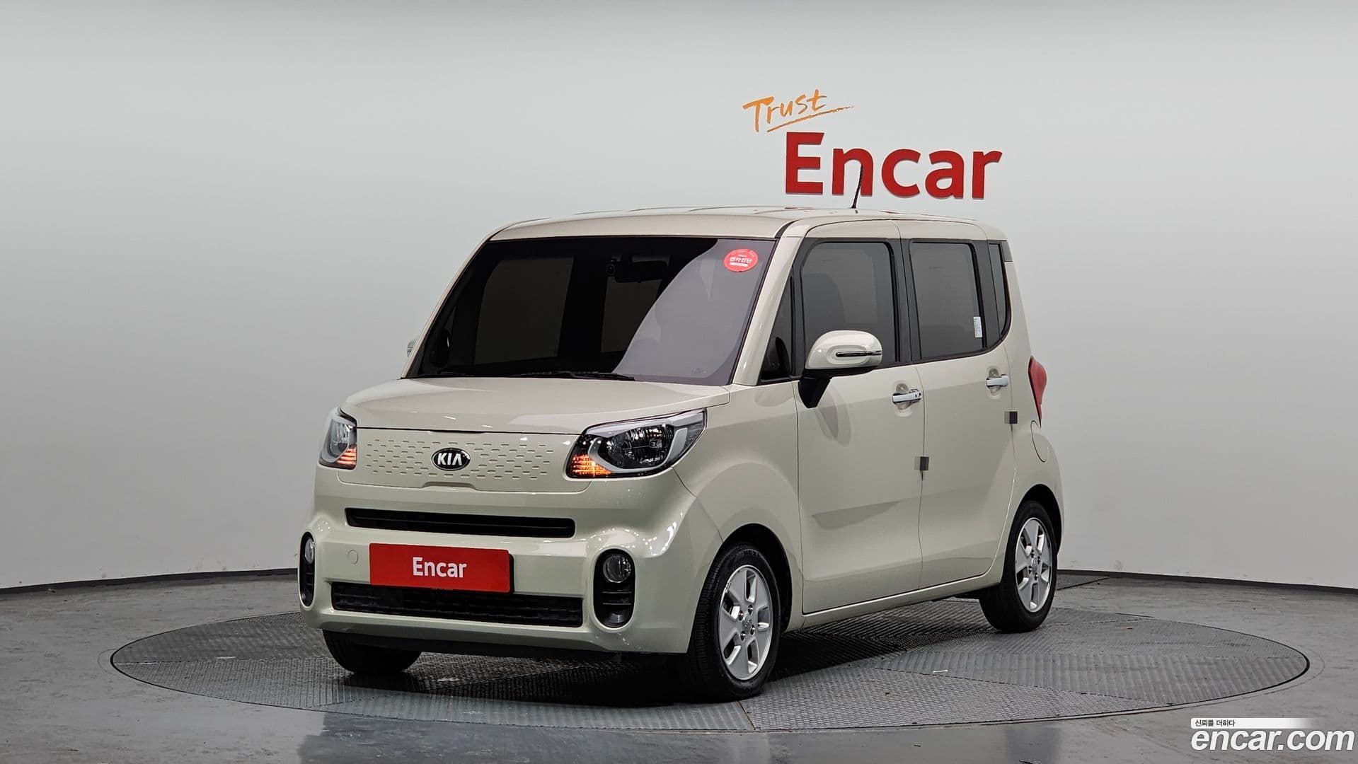 Main__Slider__Photo:RAY Kia 2019.5-0