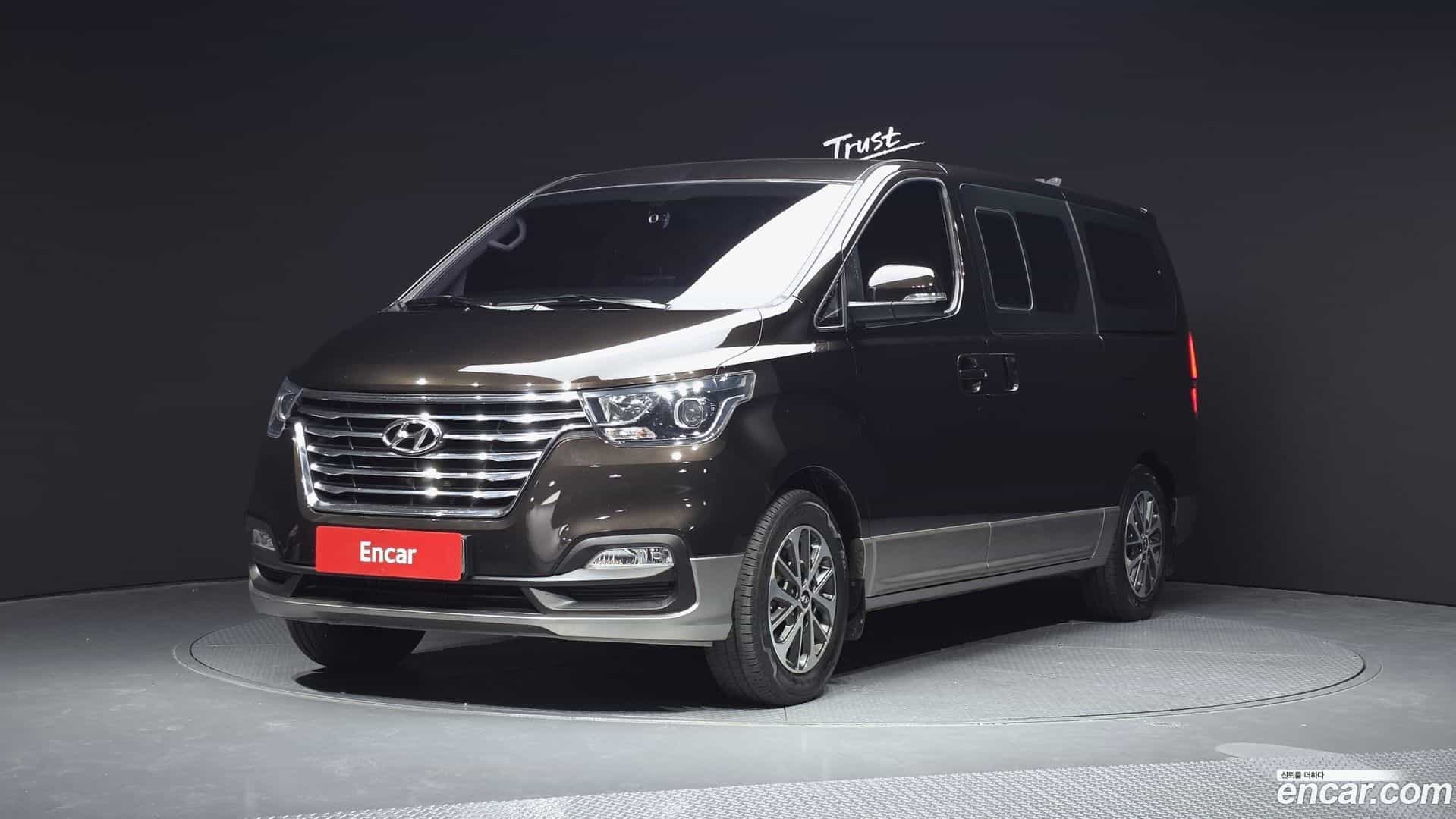 Starex Hyundai 2018.10-OUTER-001