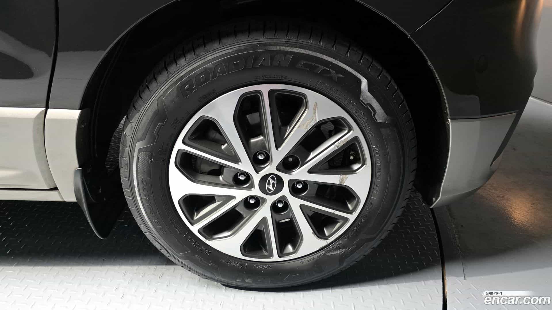 Starex Hyundai 2018.10-OUTER-005