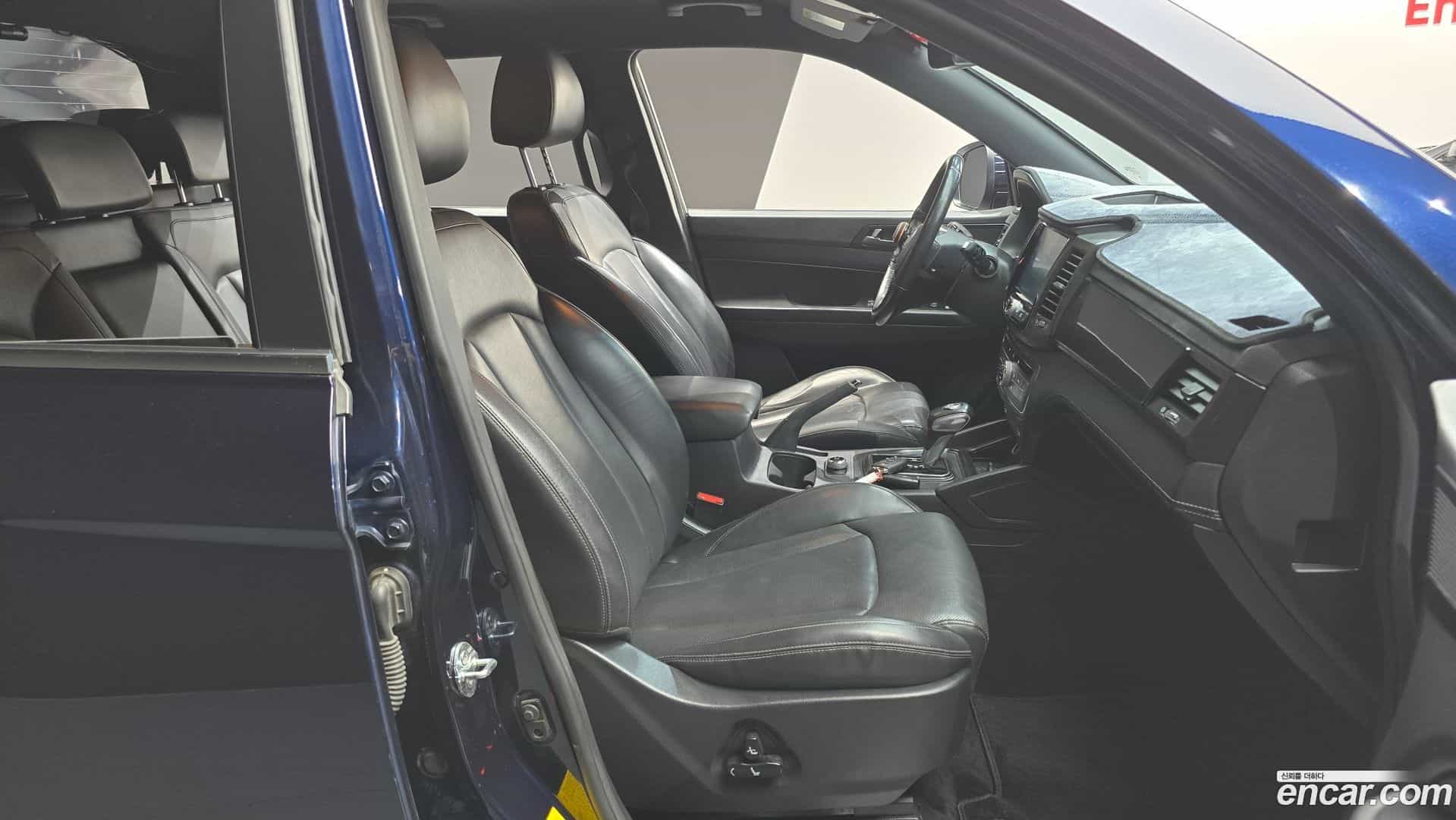 Rexton KG Mobility 2019.11-INNER-010