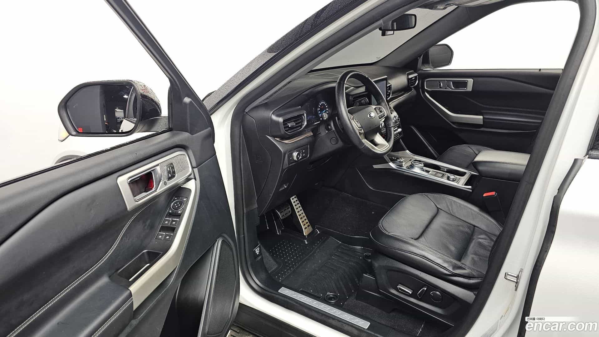 Explorer Ford 2020.8-INNER-010