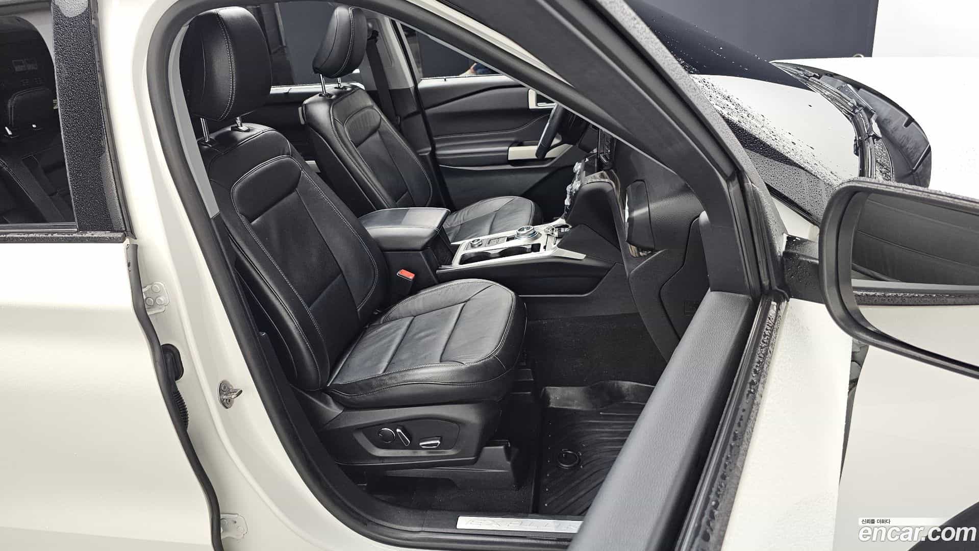 Explorer Ford 2020.8-OPTION-016