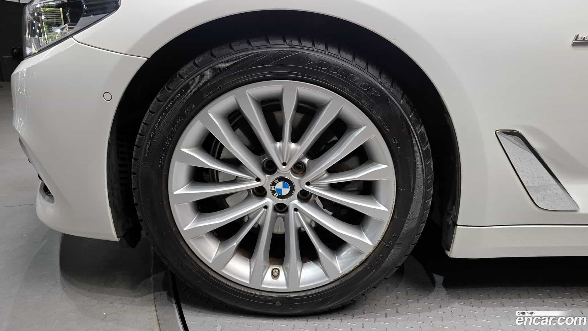 5-Series BMW 2018.8-OUTER-005
