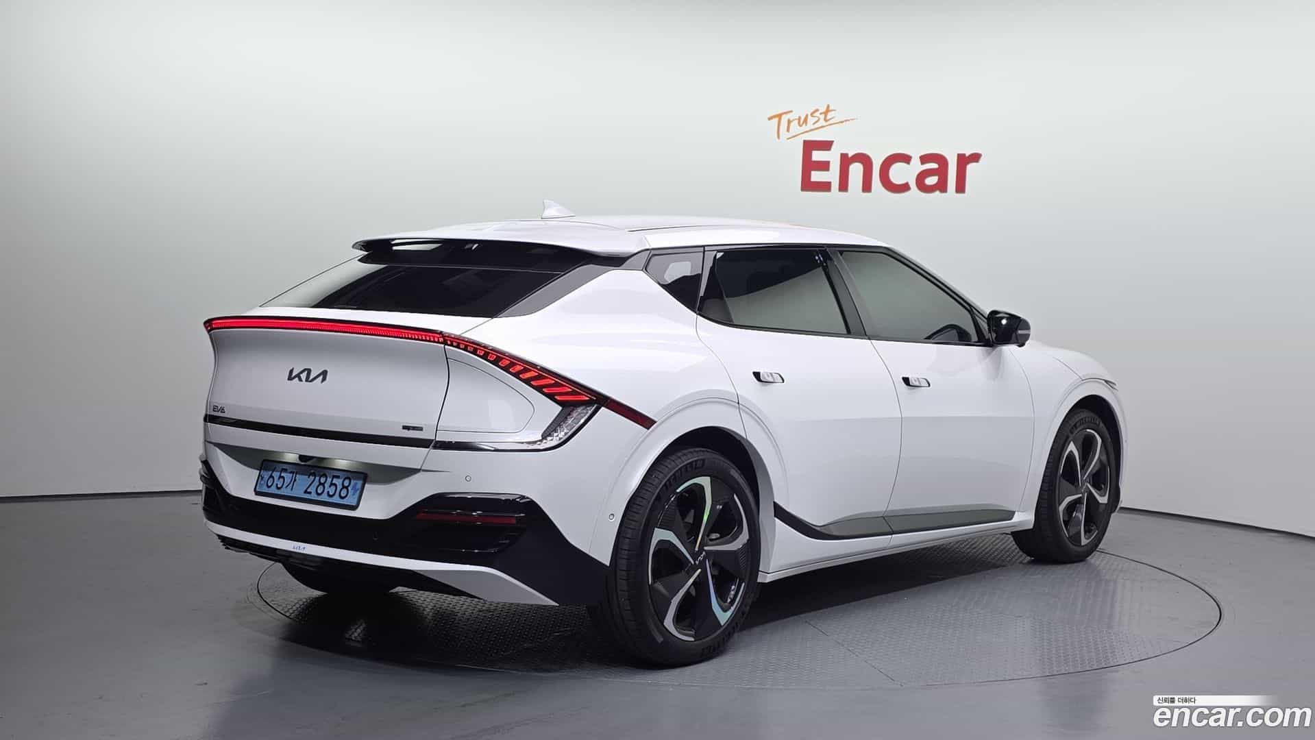 EV6 Kia 2022.3-OUTER-002
