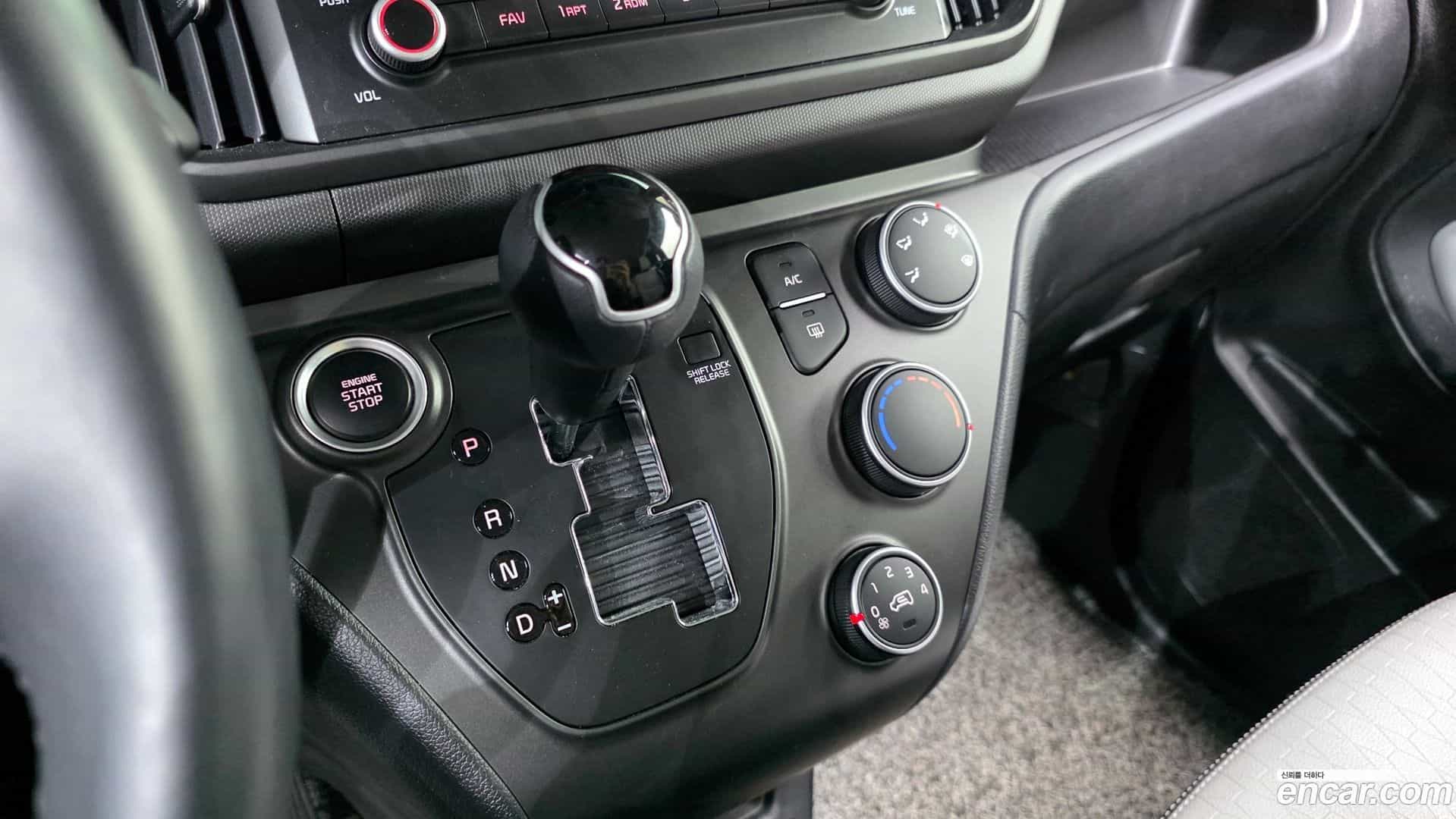 RAY Kia 2022.9-INNER-009