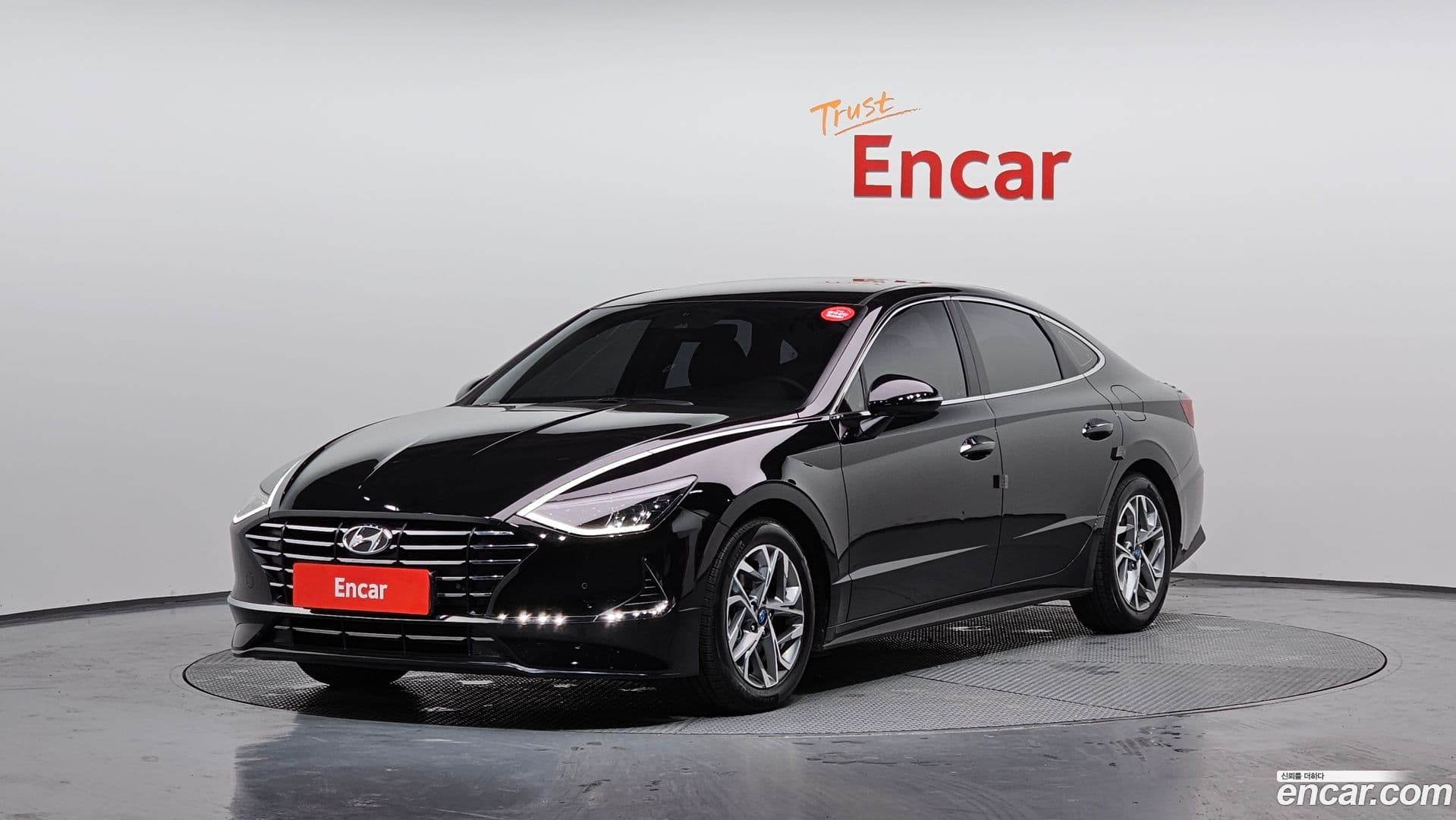 Main__Slider__Photo:Sonata Hyundai 2019.8-0