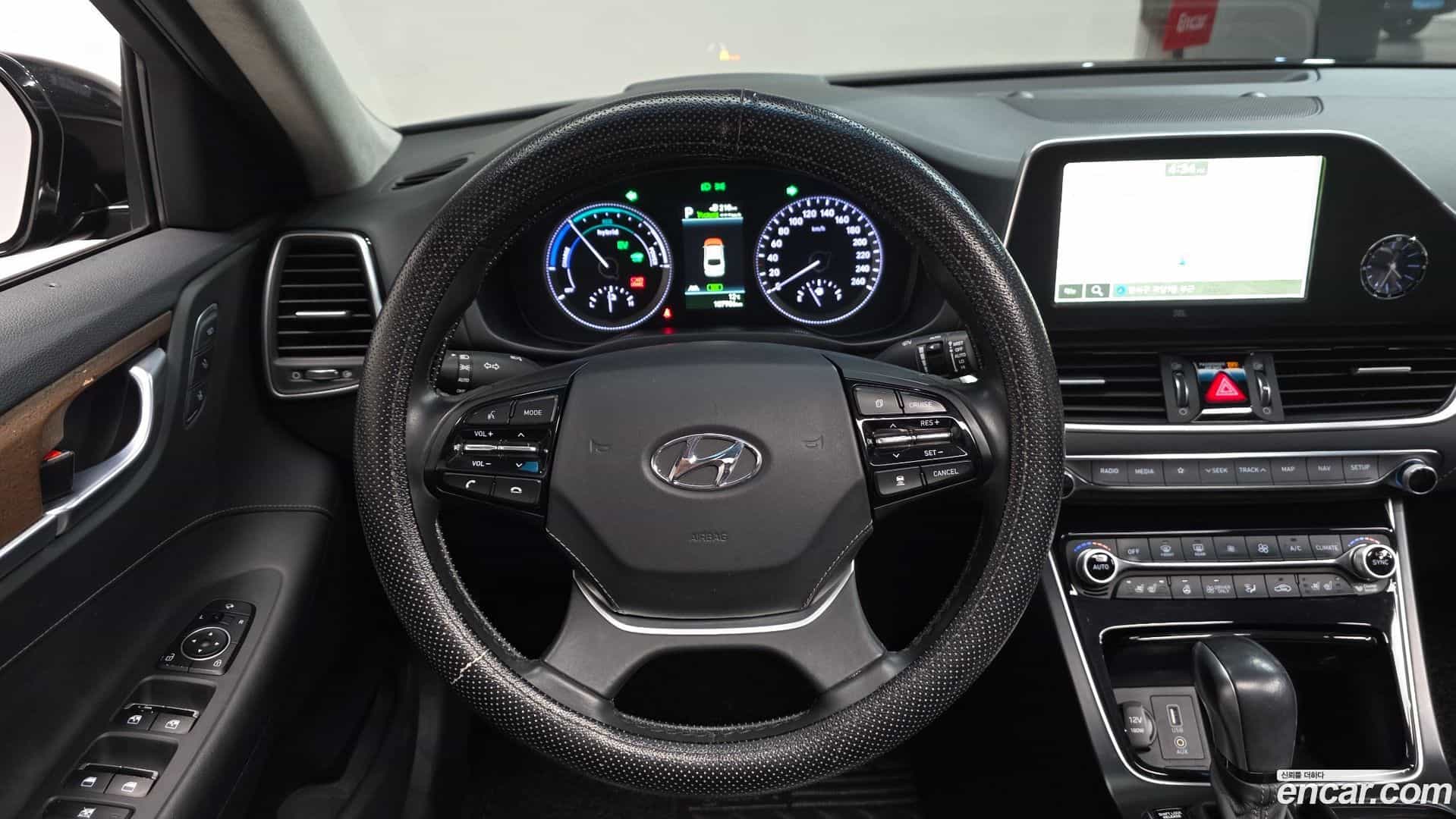 Grandeur Hyundai 2019.3-OPTION-017