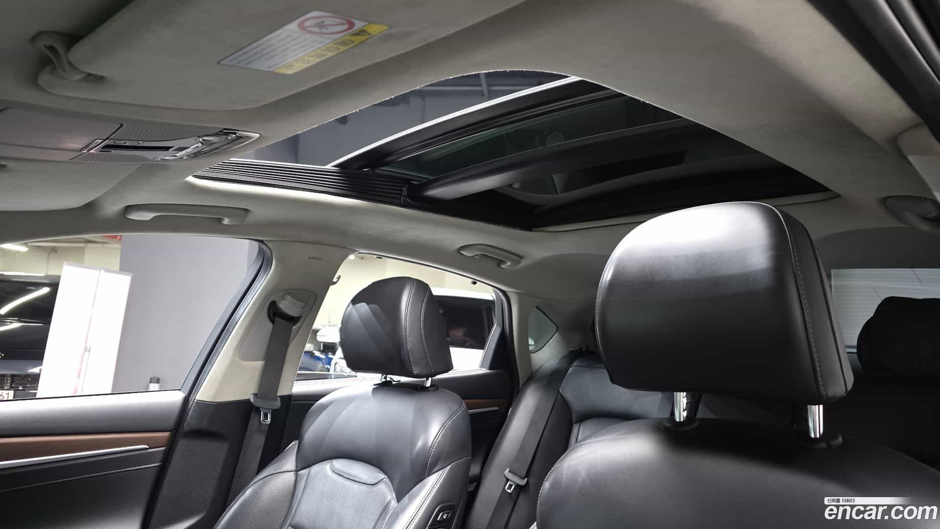 Grandeur Hyundai 2019.3-OPTION-022