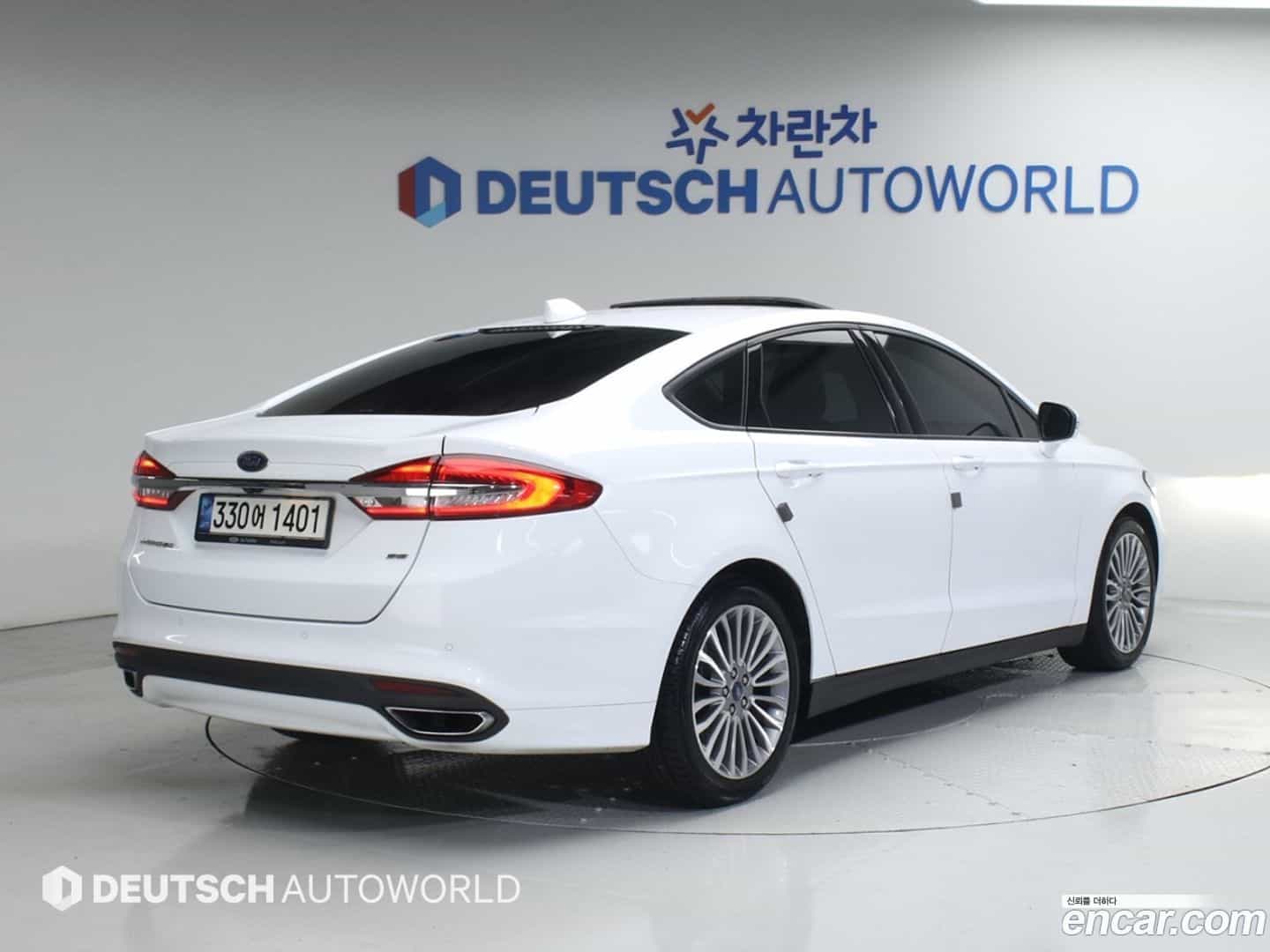 Mondeo Ford 2020.11-OUTER-002