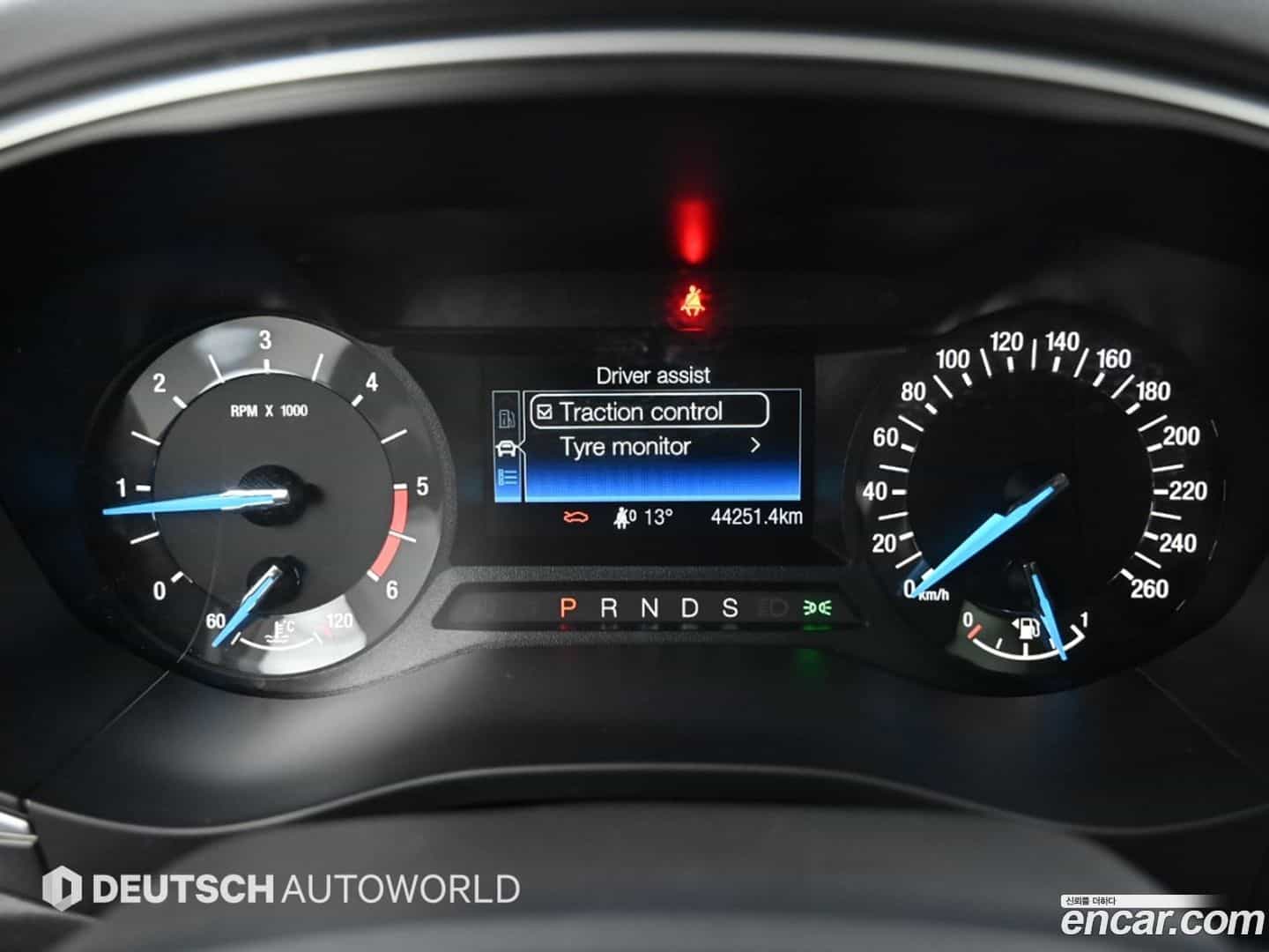 Mondeo Ford 2020.11-INNER-008