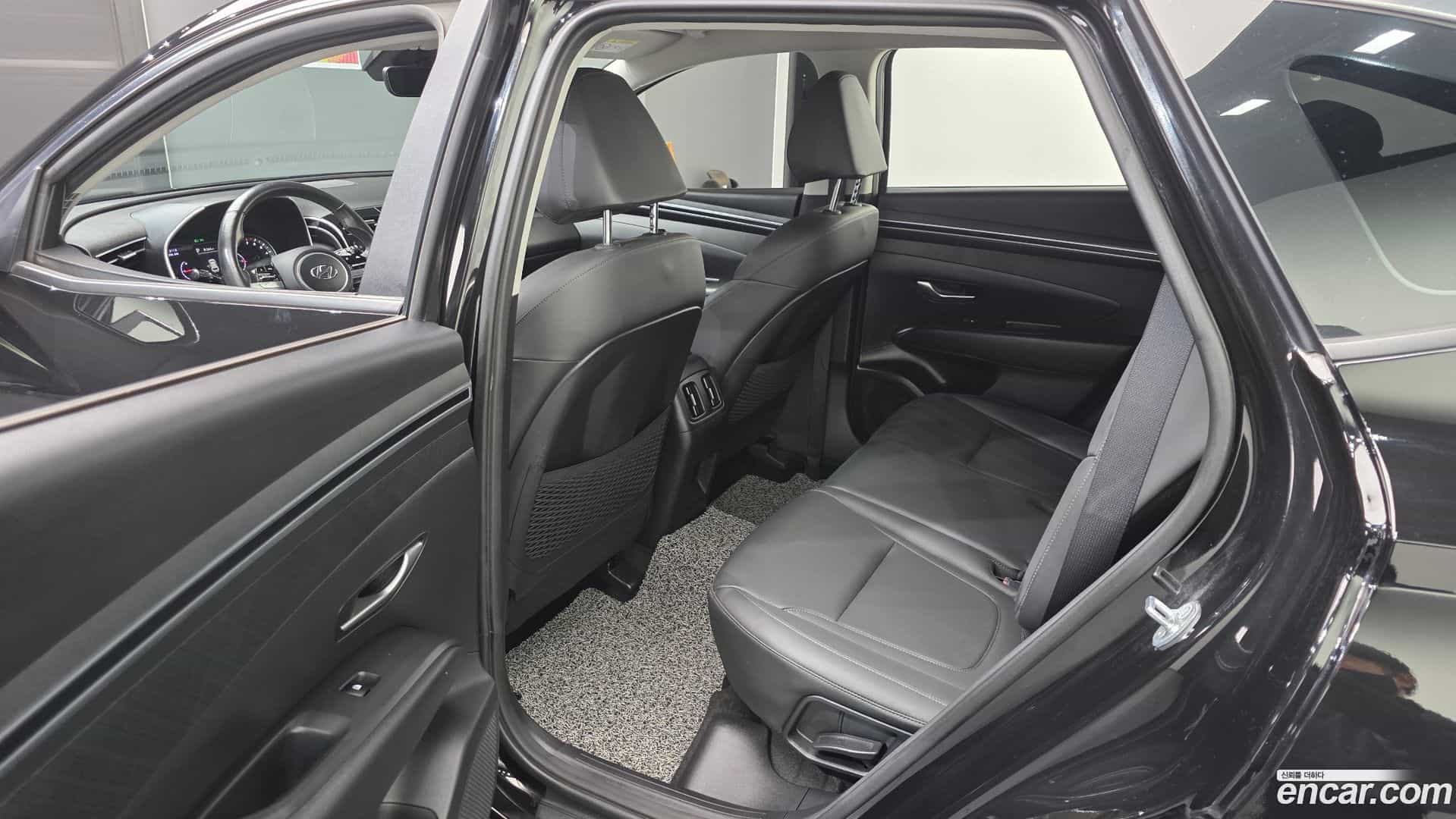 Tucson Hyundai 2023.7-OPTION-015