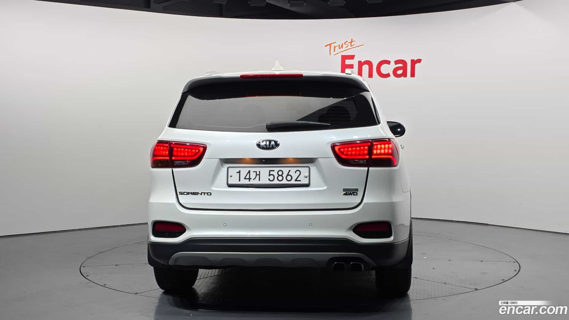 Sorento Kia 2018.10-OUTER-004