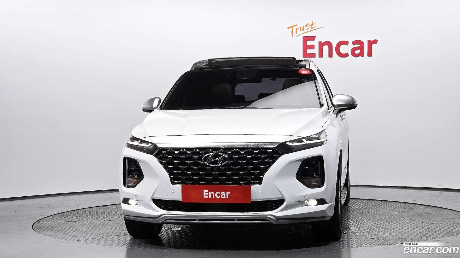 Santafe Hyundai 2018.8-OUTER-003