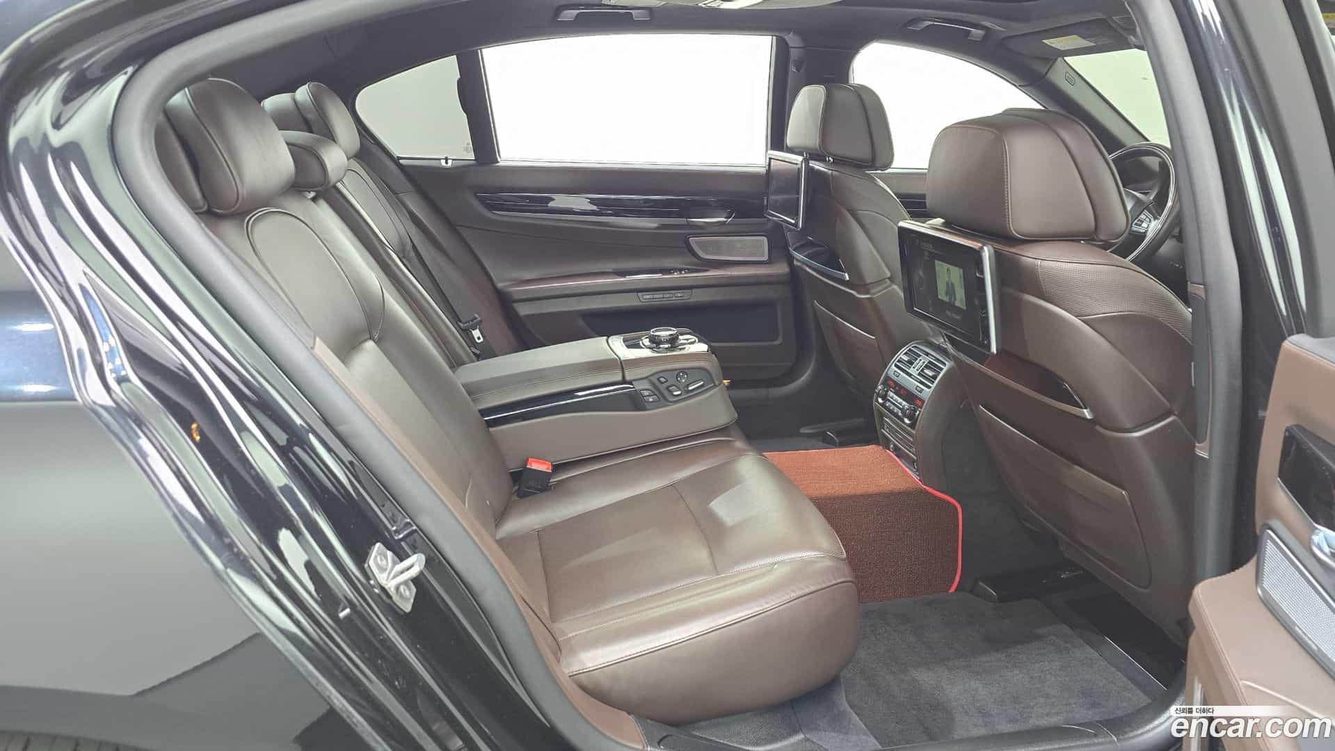 7-Series BMW 2015.11-OPTION-016