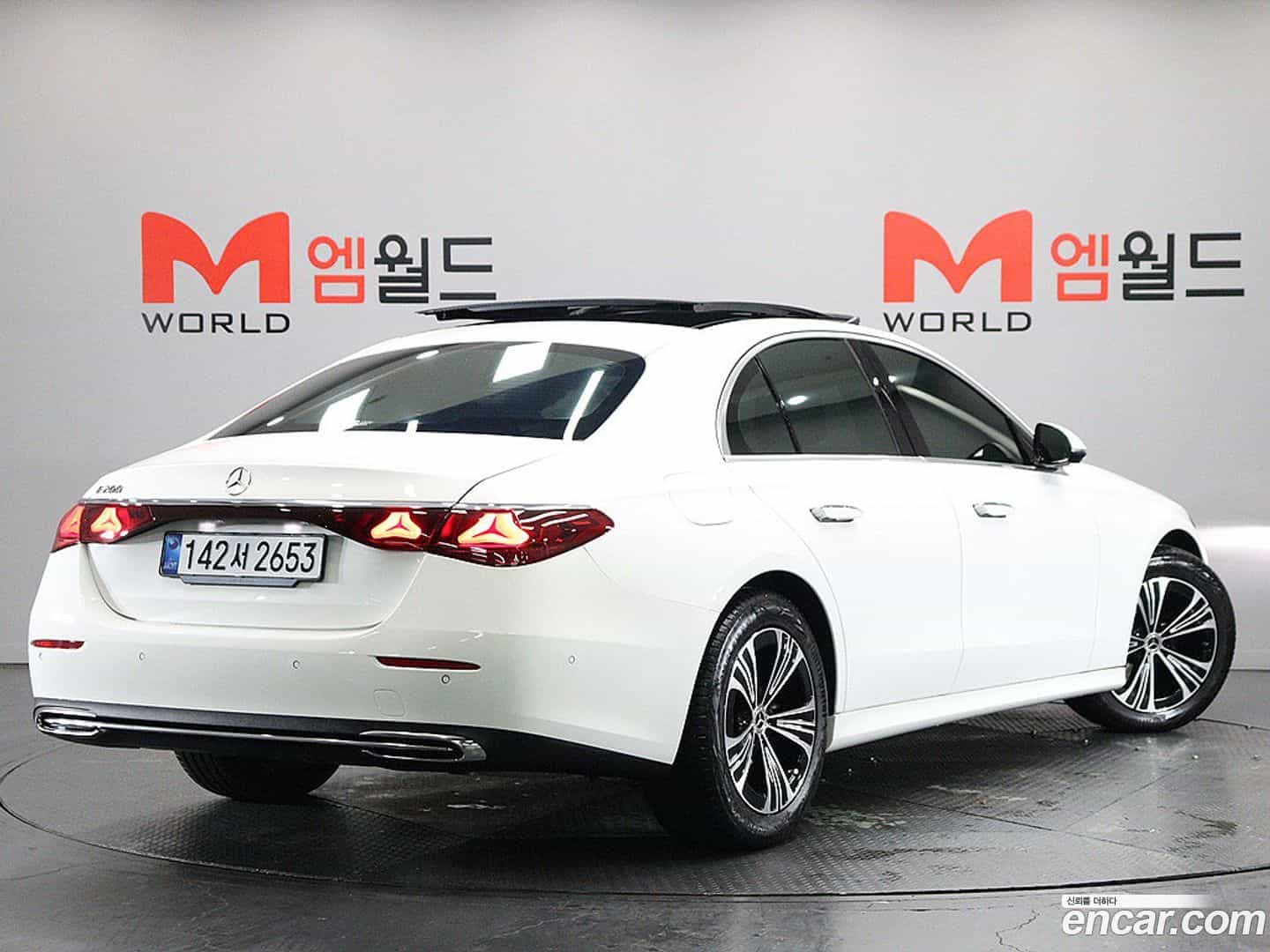 E-Class Mercedes-Benz 2025.2-OUTER-003