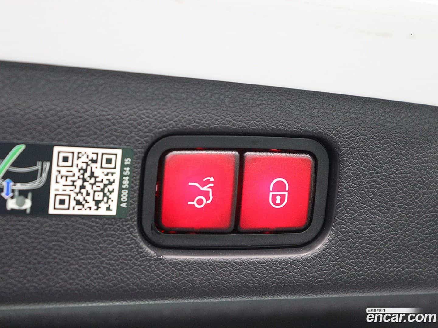 E-Class Mercedes-Benz 2025.2-OUTER-006