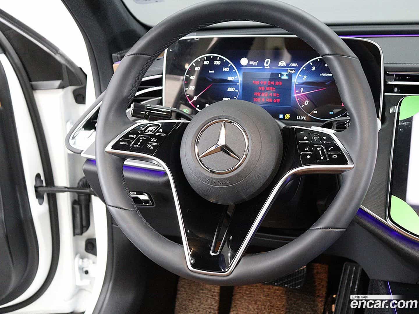 E-Class Mercedes-Benz 2025.2-OPTION-019