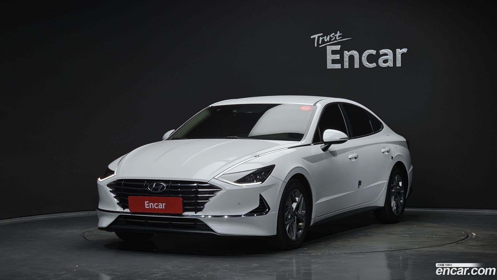Main__Slider__Photo:Sonata Hyundai 2019.3-0