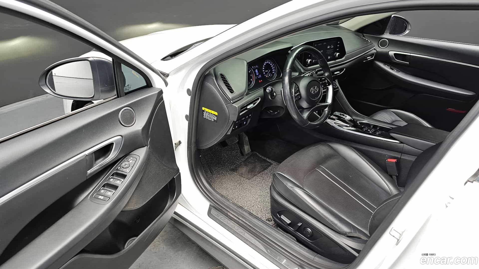 Sonata Hyundai 2019.3-OPTION-016