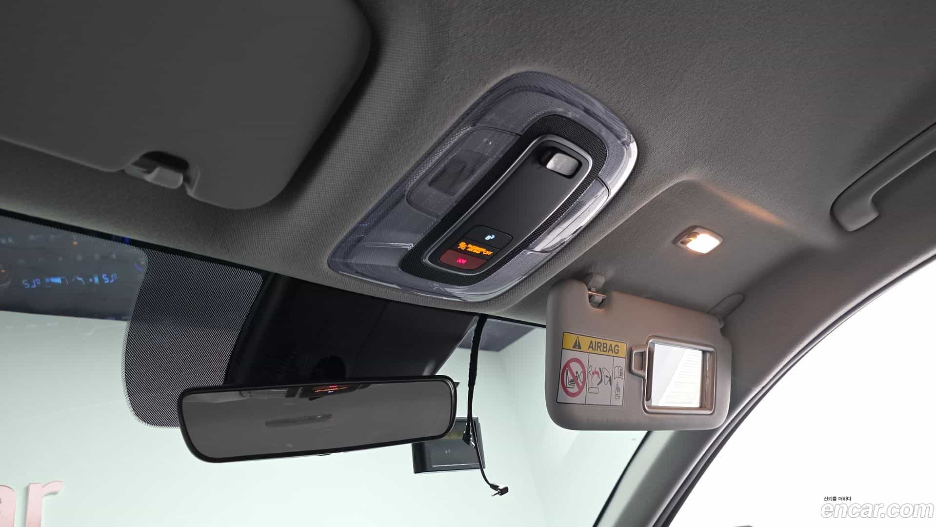 AVANTE Hyundai 2023.11-OPTION-023