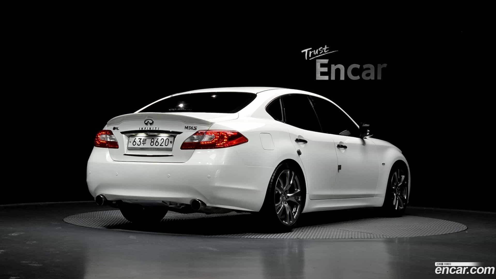 M Infiniti 2011.1-OUTER-002