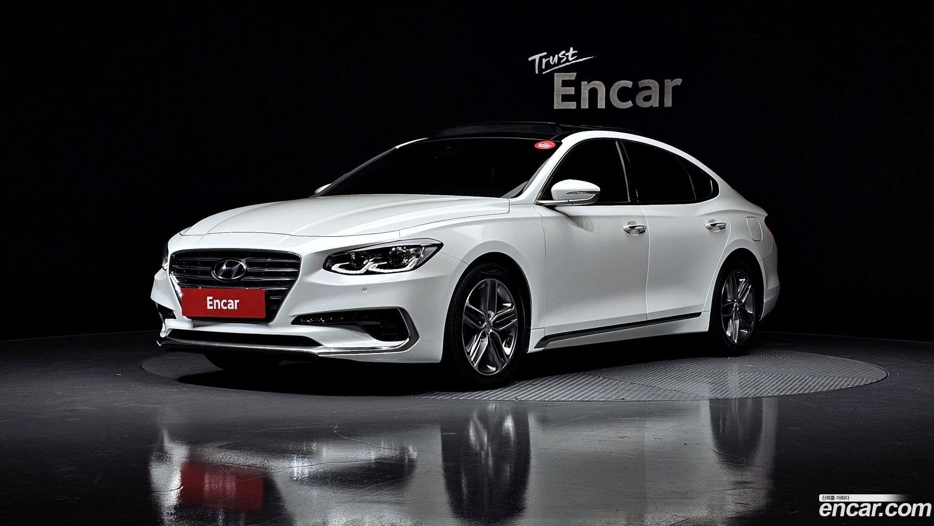 Main__Slider__Photo:Grandeur Hyundai 2019.0-0