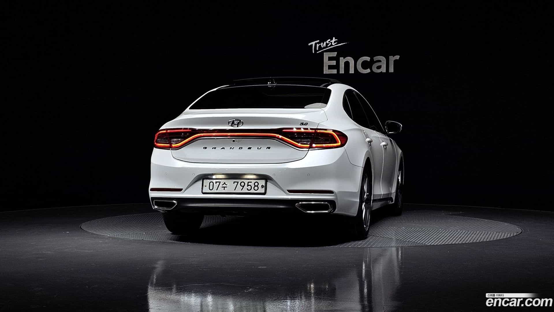 Grandeur Hyundai 2019.0-OUTER-004
