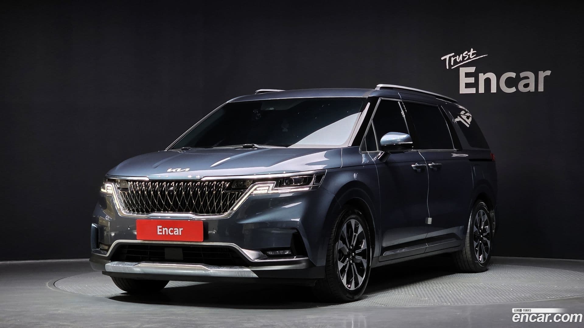 Main__Slider__Photo:Canival Kia 2021.6-0