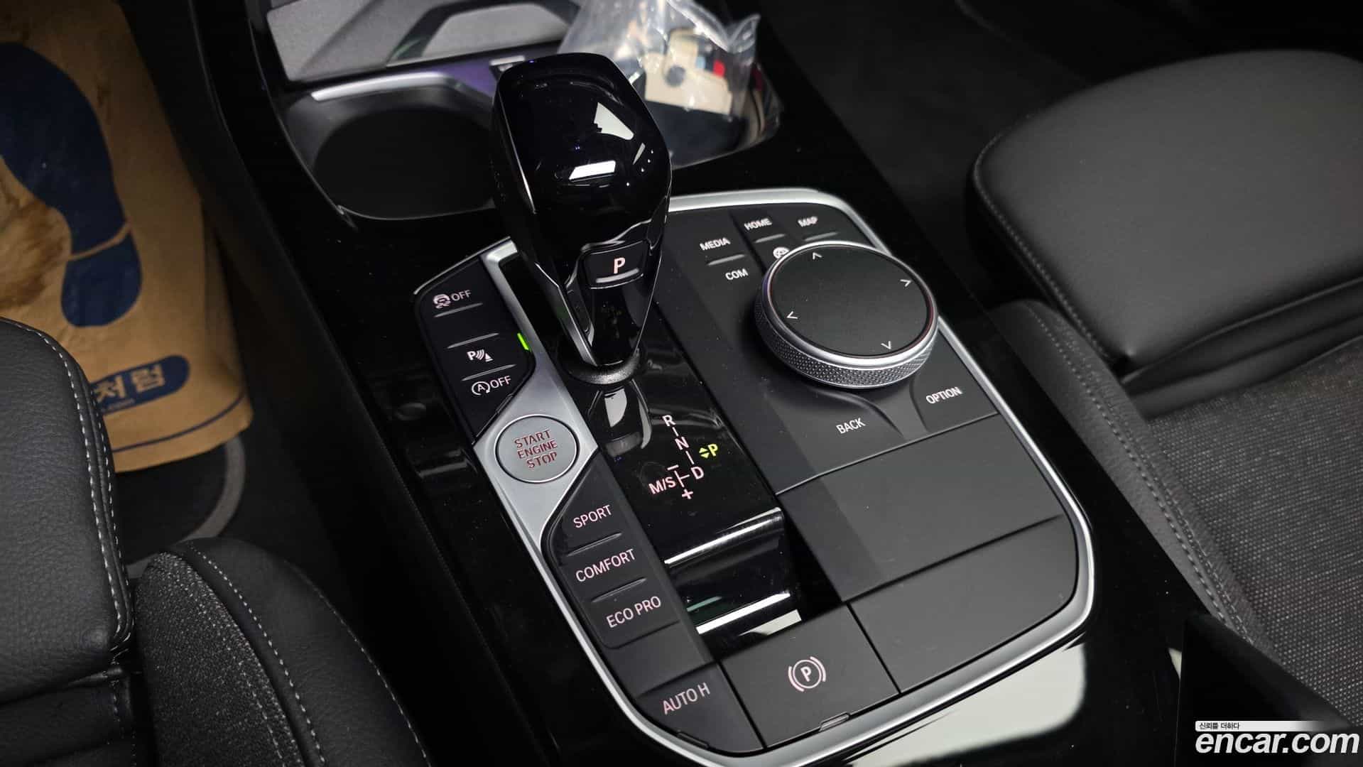 1-Series BMW 2024.0-INNER-009