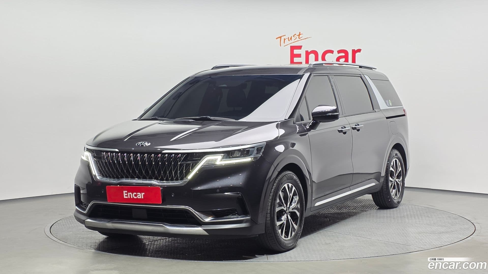 Main__Slider__Photo:Canival Kia 2021.0-0