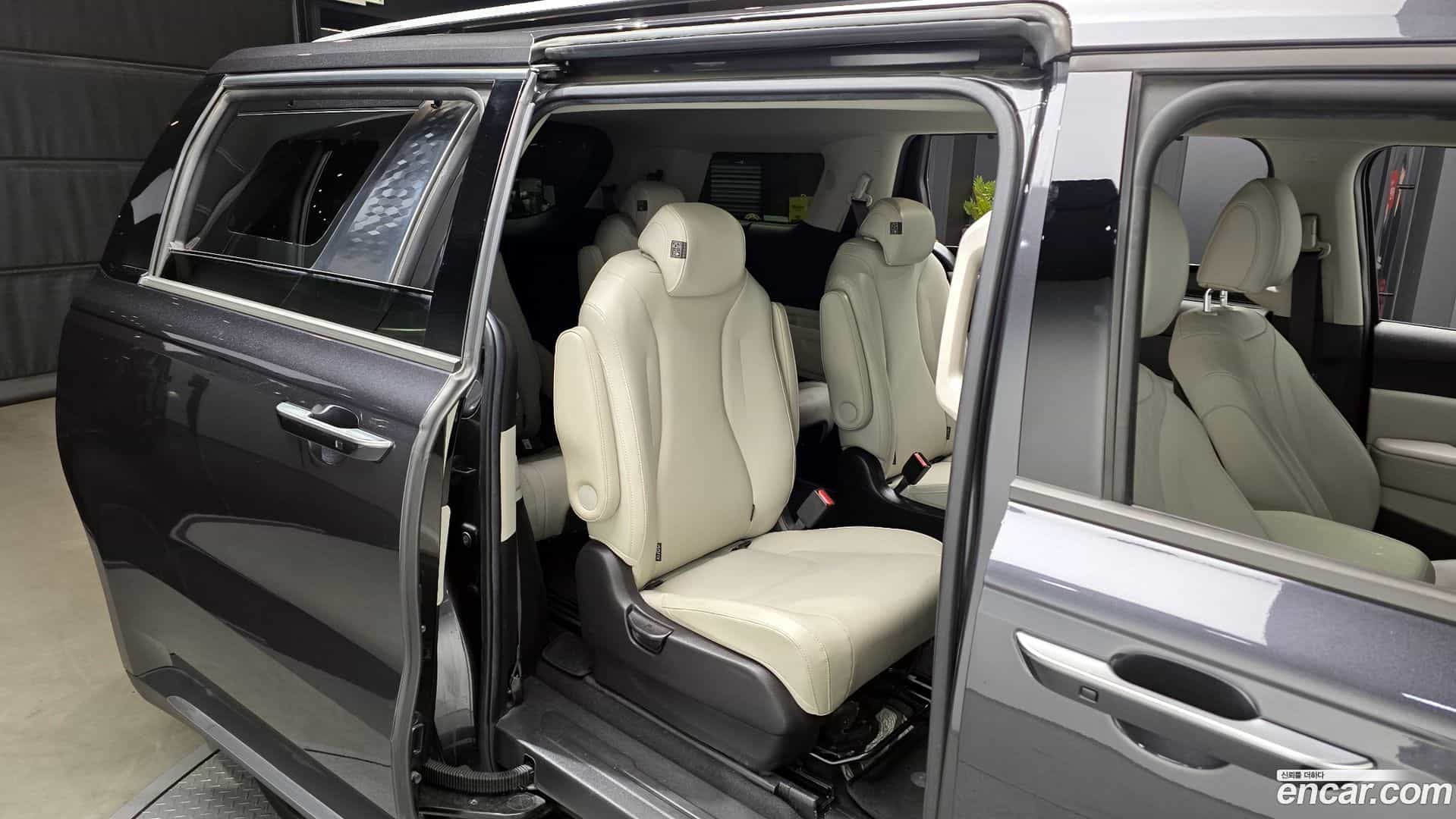 Canival Kia 2021.0-OPTION-016