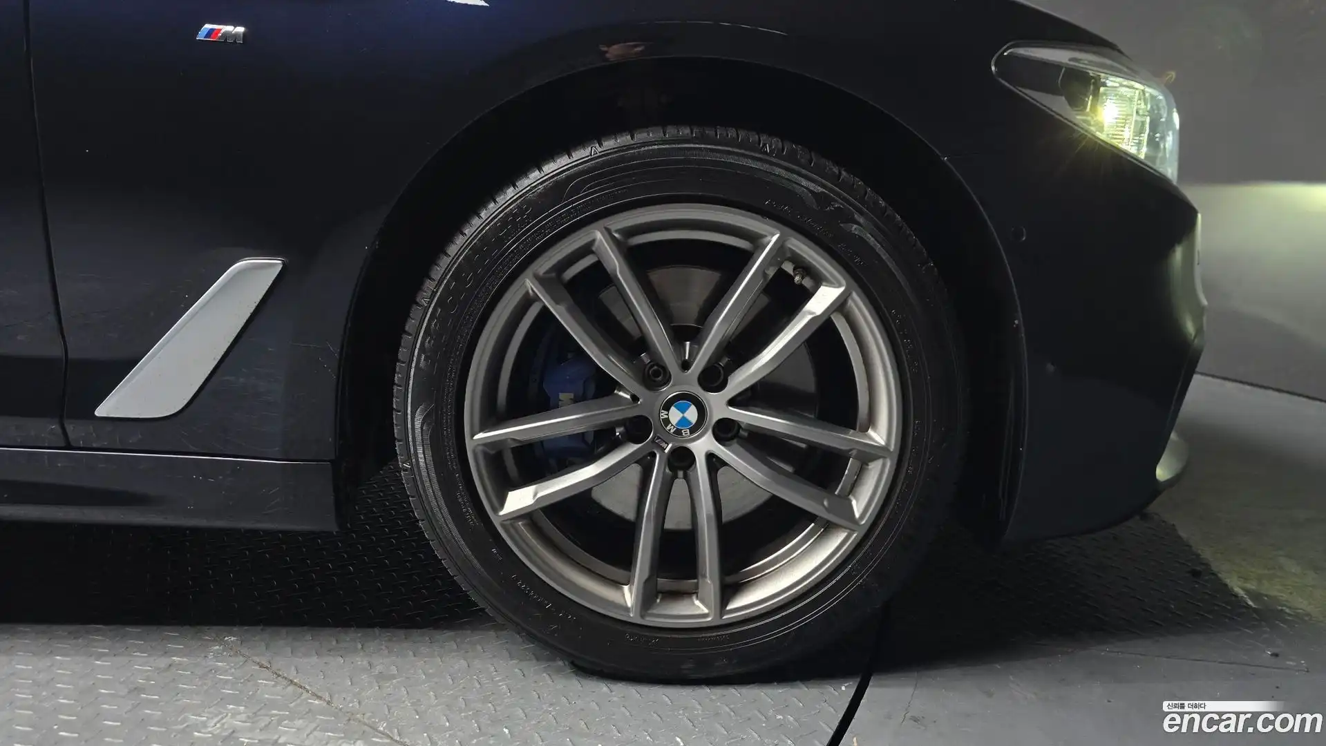 5-Series BMW 2017.10-OUTER-005