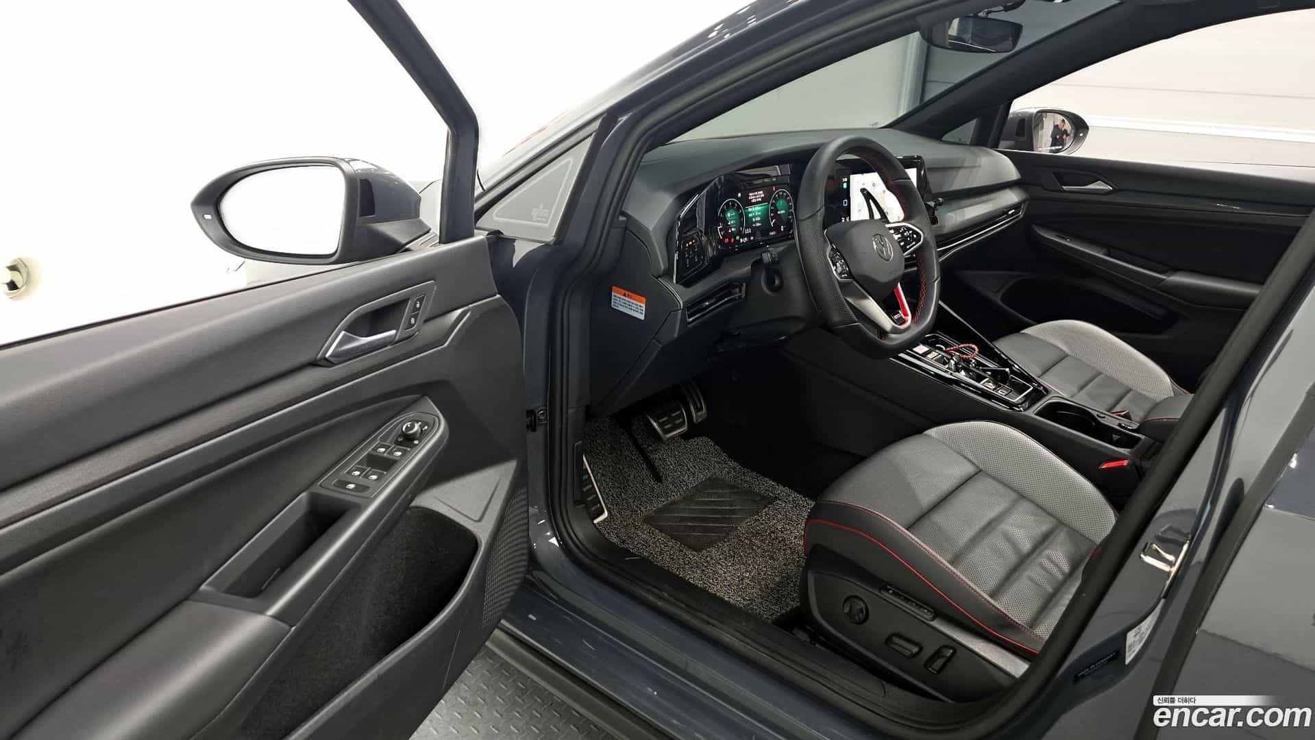 Golf Volkswagen 2023.7-INNER-010
