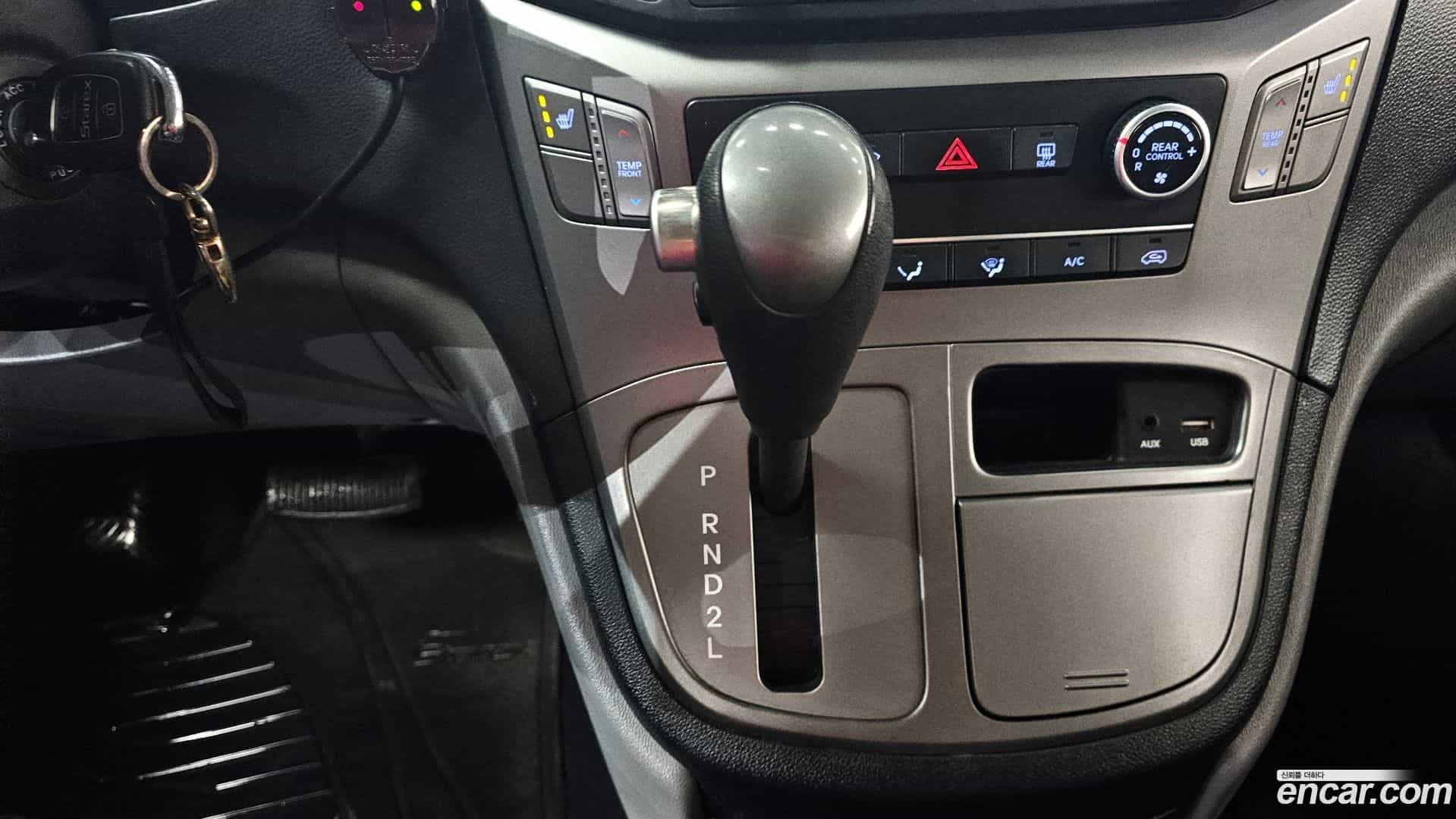 Starex Hyundai 2018.7-INNER-009