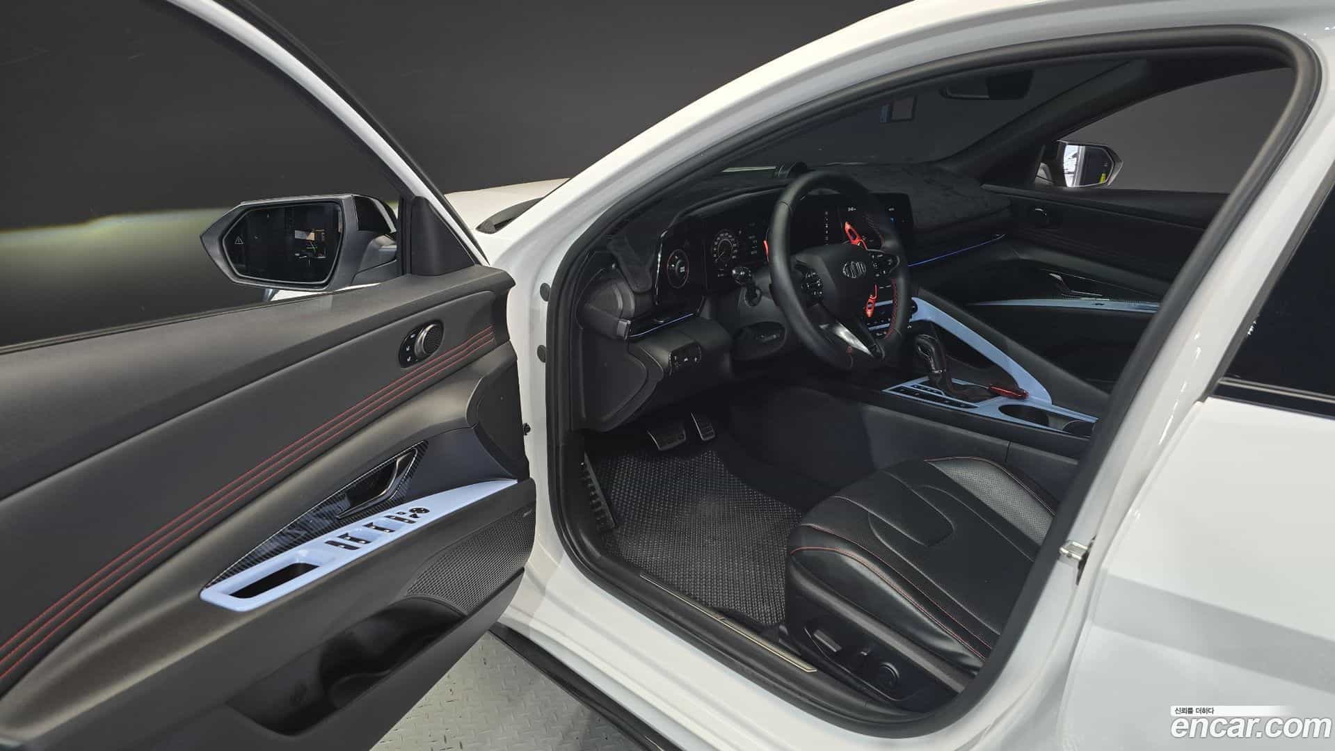 AVANTE Hyundai 2021.2-INNER-010