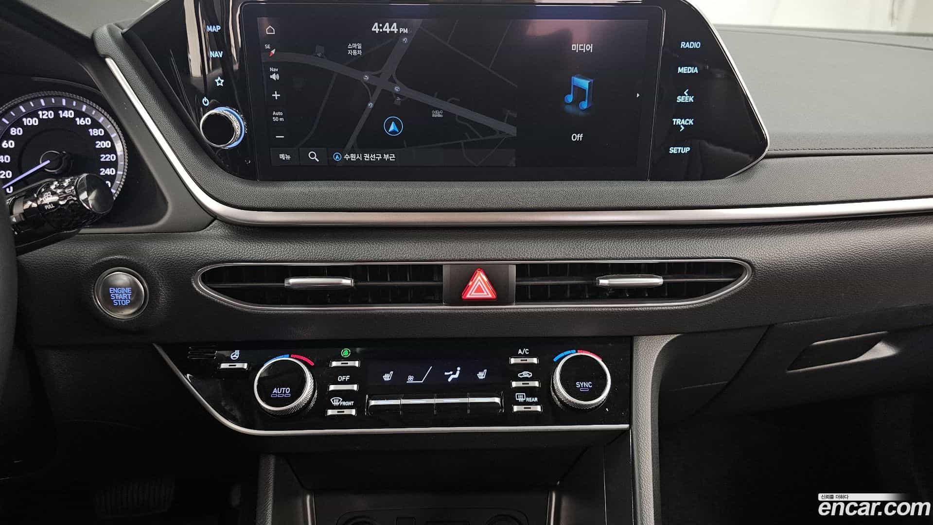 Sonata Hyundai 2022.7-OPTION-018